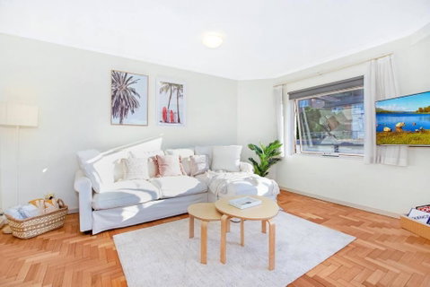 Perfect Manly Retreat, In The Heart Of Manly, Family & Couple Friendly Apartment With CAR SPOT - Holiday Jervis Bay 2