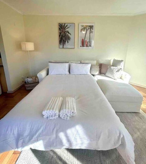 Perfect Manly Retreat, In The Heart Of Manly, Family & Couple Friendly Apartment With CAR SPOT - Holiday Jervis Bay 3