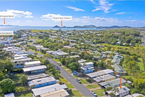 Poppies Cottage - Cooee Bay Beachside Retreat - Holiday Jervis Bay 1