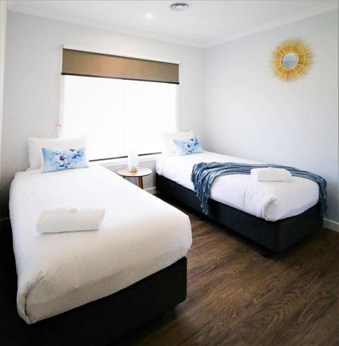 Popular Luxury Villa Kialla Shepparton - Holiday Jervis Bay 3