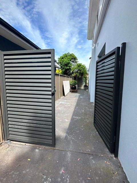 Private, Local Living Studio In Mascot, Airport - Holiday Jervis Bay 3