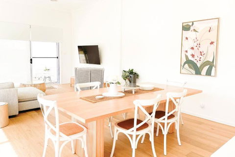 Red Brick Central Retreat - Holiday Jervis Bay 0