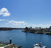 Attached Self Service Waterfront Whole Villa - Sydney - Holiday Jervis Bay