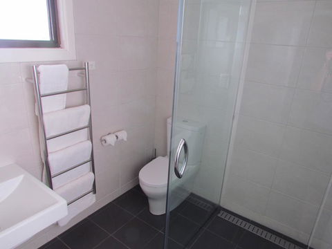 Augathella Motel & Caravan Park - Holiday Jervis Bay 1