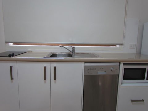 Augathella Motel & Caravan Park - Holiday Jervis Bay 2