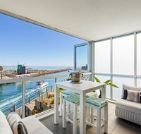 Azure Bliss Family escape opposite beach with heated pool access - Holiday Jervis Bay