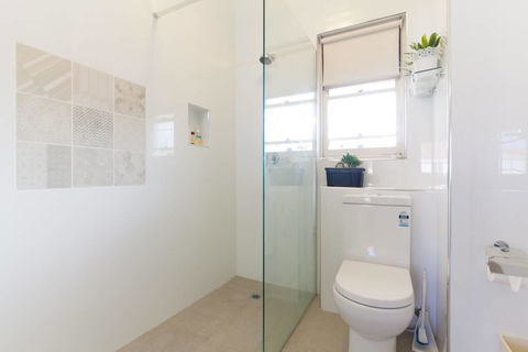 B7 Close To UWA, Swan River, Cafes And The New Children's Hospital - Holiday Jervis Bay 1
