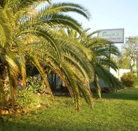 Banjos Overnight And Holiday Units - Holiday Jervis Bay