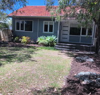 Barefoot Beach Cottage - Busselton - Holiday Jervis Bay