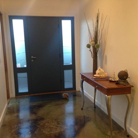 Bay Breeze Holiday Home - Holiday Jervis Bay 3