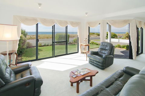 Bayside Beauty - Holiday Jervis Bay 3