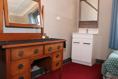 Bayview Hotel - Batemans Bay - Holiday Jervis Bay 1