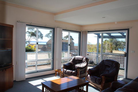 Beach Shack On Calton - Holiday Jervis Bay 2