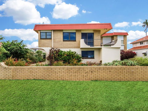 Beachfront Apt With Private Pool - Holiday Jervis Bay 0