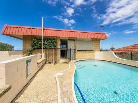 Beachfront Apt With Private Pool - Holiday Jervis Bay 2