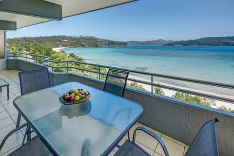 Beachfront Hamilton Island - Holiday Jervis Bay 0