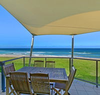 Beachfront Luxury - Holiday Jervis Bay