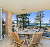 Beachfront on Golden Mile - Holiday Jervis Bay