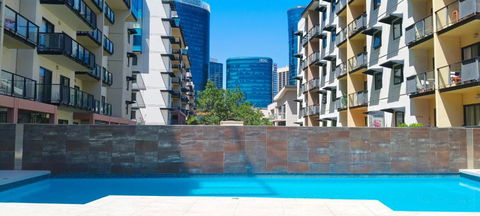 Resort-style Living In Perth CBD - 2X2 Apt - Holiday Jervis Bay 0