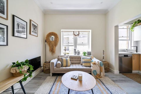 Relaxed Coogee Coastal Living With Ocean Views - Holiday Jervis Bay 1