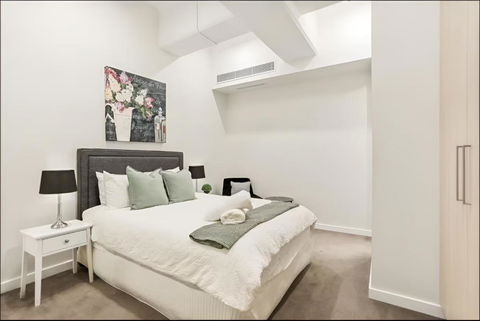 Renovated Warehouse Conversion In Heart Of Sydney - Holiday Jervis Bay 3