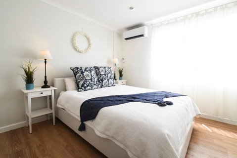 Resort-style Coastal Living With Balcony & Pool - Holiday Jervis Bay 1