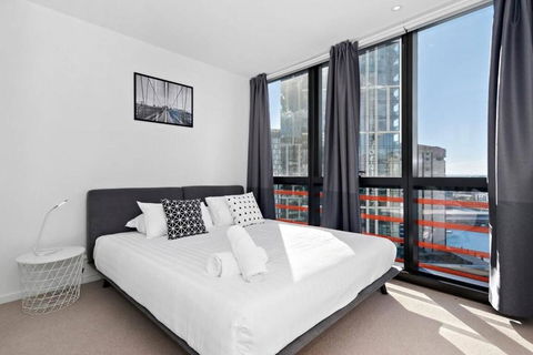 Resort-style Docklands Riverview Stay With Parking - Holiday Jervis Bay 1
