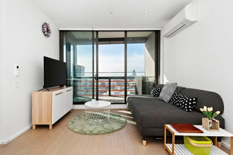 Resort-style Docklands Riverview Stay With Parking - Holiday Jervis Bay 2