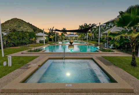 Resort Style Holiday Unit - Holiday Jervis Bay 0