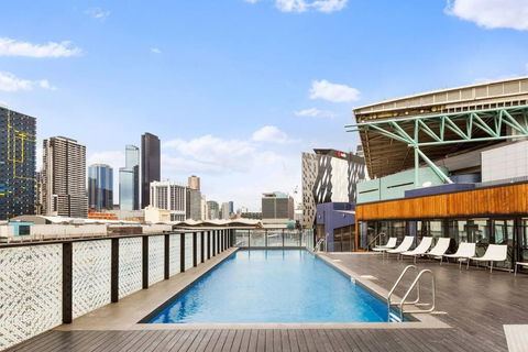 Rooftop Pool 2BR Apt At Marvel Stadium With Free Parking - Holiday Jervis Bay 3