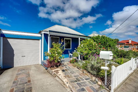 Rose Cottage 3B Hutchinson St Goolwa - Linen Included - Holiday Jervis Bay 3