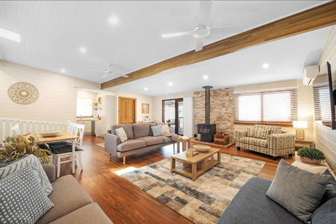 Rosemill Cottage - Mobility Friendly Accommodation Never Looked Better! - Holiday Jervis Bay 1