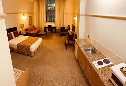 Royal Albert Hotel - Holiday Jervis Bay 1