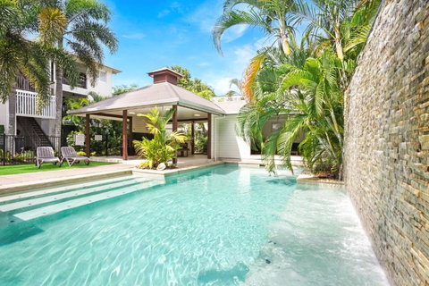 Royal Pavillions City Escape - Holiday Jervis Bay 0