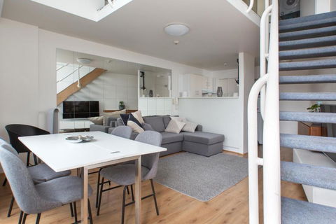 S203S - The Loft By Darling Harbour - Holiday Jervis Bay 1