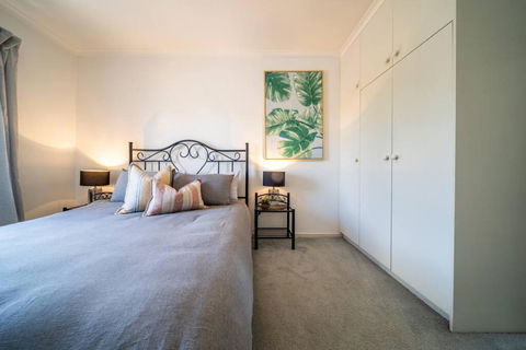 Sage On Bewes Adelaide - Holiday Jervis Bay 1