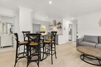 Sage On Bowen with Holiday Jervis Bay