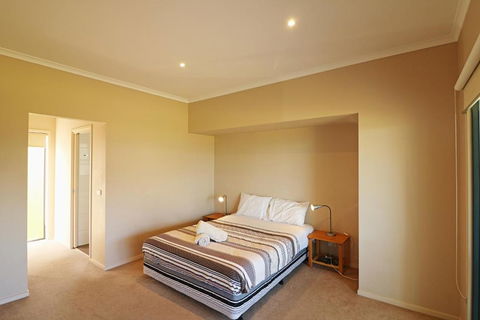 Saltwater Apartments - Holiday Jervis Bay 2