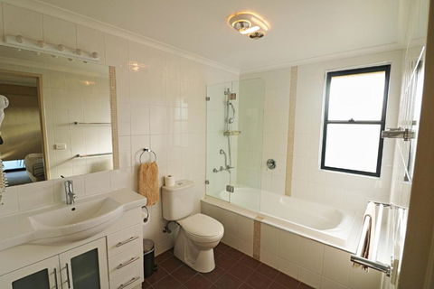 Saltwater Apartments - Holiday Jervis Bay 3