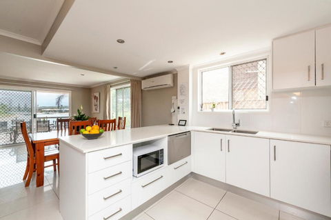 Saltwater Villas - Pet Friendly Accommodation - Holiday Jervis Bay 3