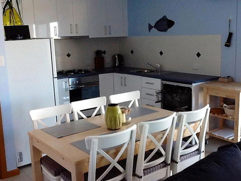 Salty Air Apartments Kingscote Kangaroo Island - Holiday Jervis Bay 1