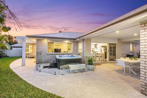 Salty Pause At Bondi House - With Spa And Pet Friendly! - Holiday Jervis Bay 2