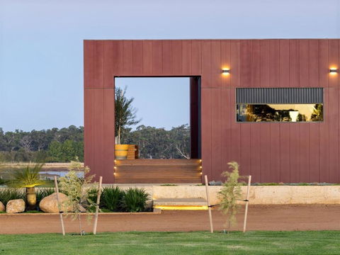 Samphire Chalet Tuart - Holiday Jervis Bay 0