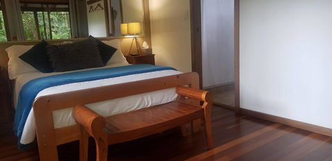 Samurai Beach Bungalows - Port Stephens YHA - Holiday Jervis Bay 1