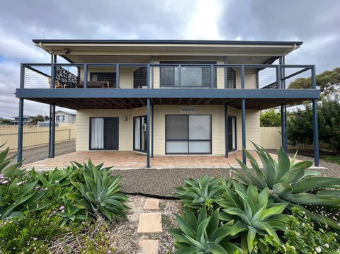 Sandcastle - A Esplanade Place, Stunning Views - Holiday Jervis Bay 3