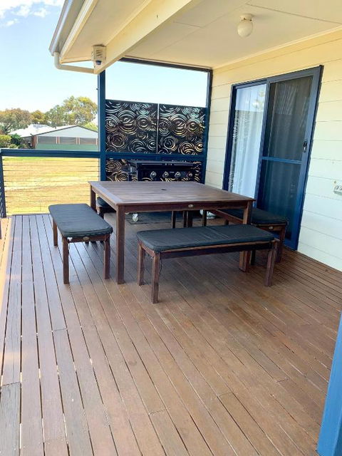 Sandcastle - A Esplanade Place, Stunning Views - Holiday Jervis Bay 2