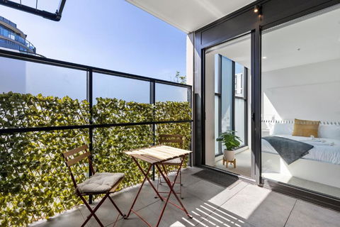 Spacious & Bright Apt Near Major Hospital Precinct - Holiday Jervis Bay 2
