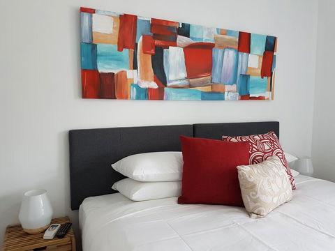 Beau Monde Apartments Newcastle - Worth Place Apartment - Holiday Jervis Bay 1
