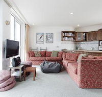 Beehive 14 - Holiday Jervis Bay