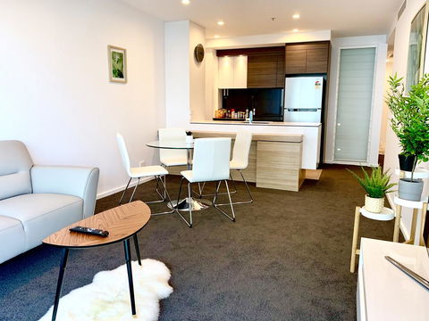 Best Located Brand New Apartment In Canberra CBD - Holiday Jervis Bay 0